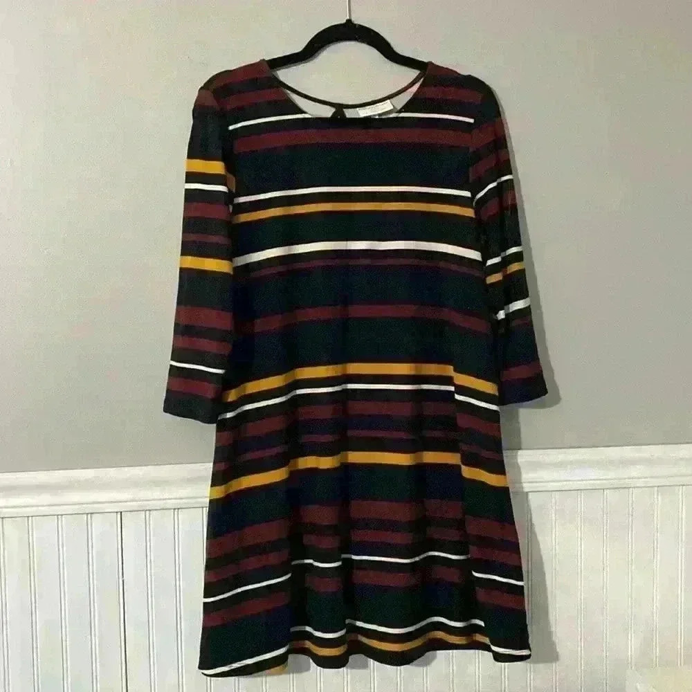 Bobbie & Brooks Dress